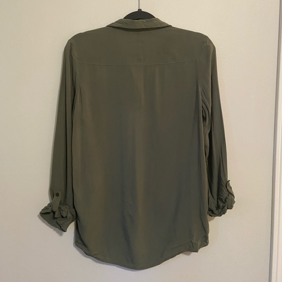 New Super Soft Green Button Up Size 4 - Picture 2 of 3